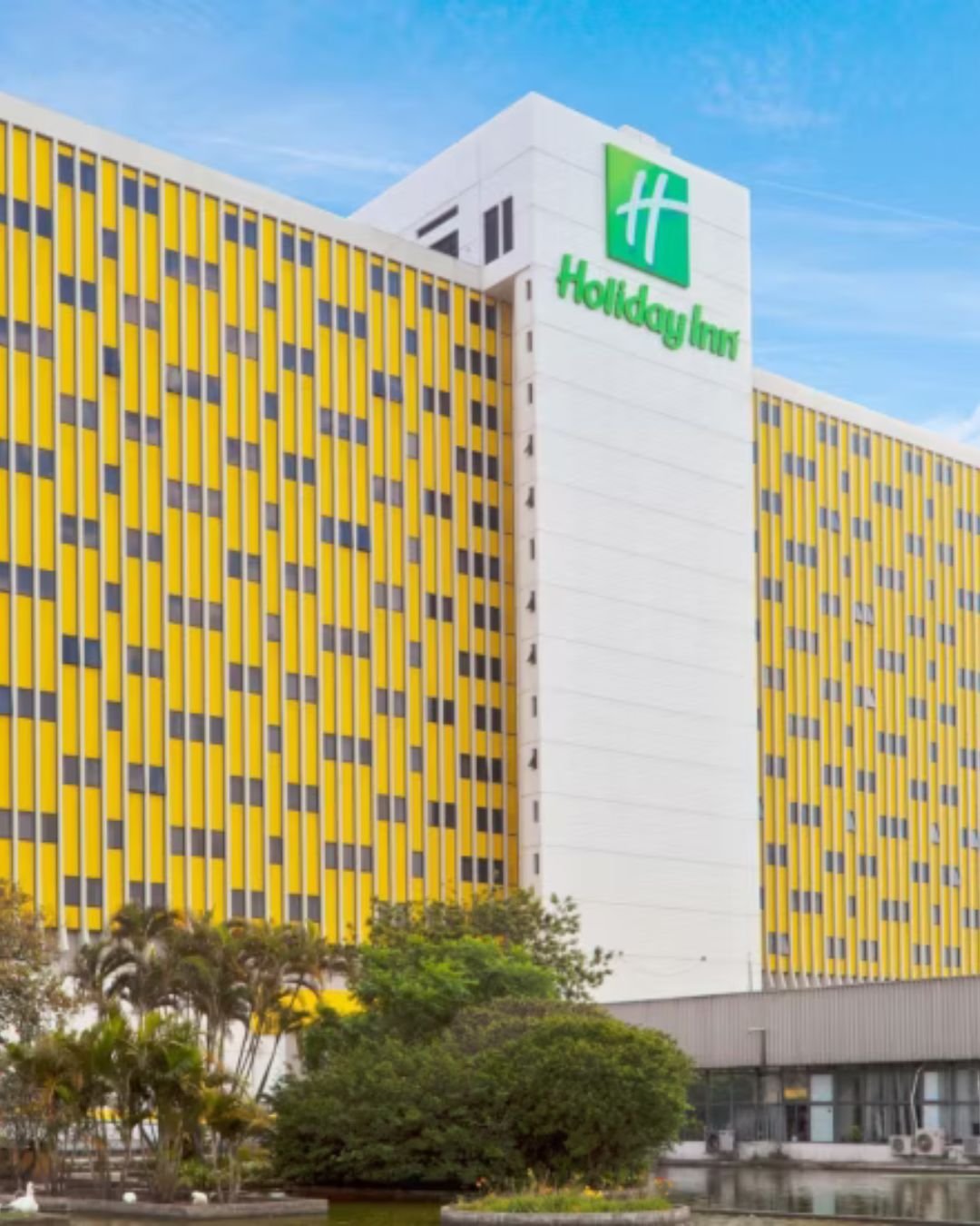 Holiday-Inn-003.jpg